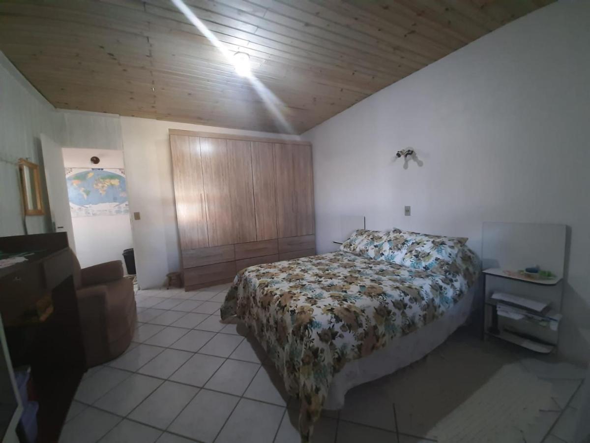Casa para Veraneio em Torres! À 3 quadras da Praia Exterior foto